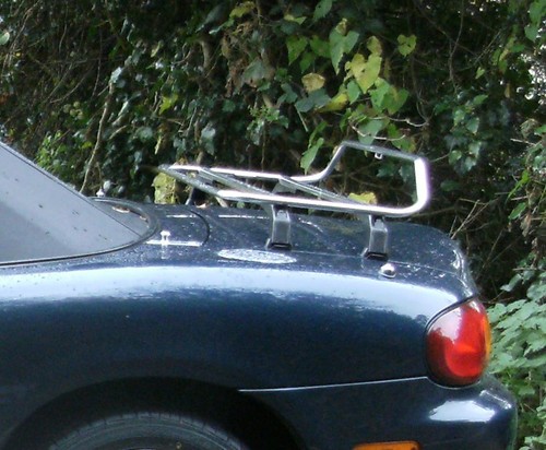 Sports car adjustable luggage